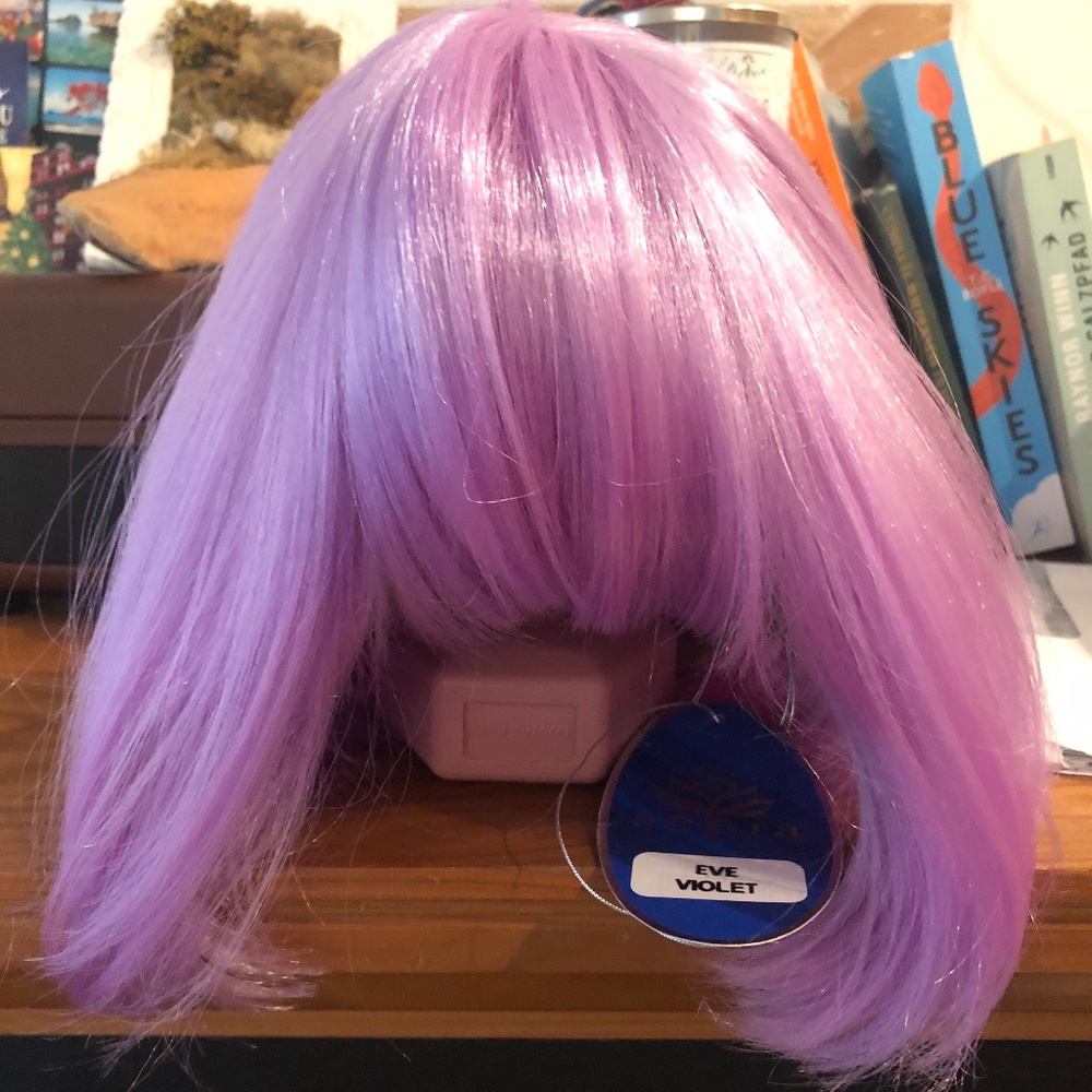 Brand new wig - violet
